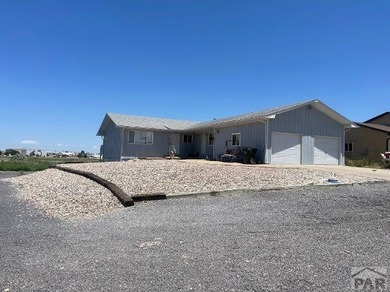Pueblo Reservoir Home For Sale in Pueblo West Colorado
