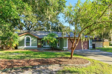 Lake Apopka Home Sale Pending in Winter Garden Florida