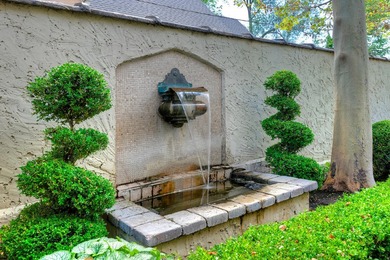 Timeless architecture, thoughtful modernization, and an - photo 14
