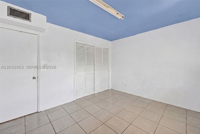 Well-priced condo in a prime location near Aventura and North - photo 4