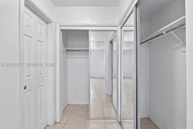 Well-priced condo in a prime location near Aventura and North - photo 6