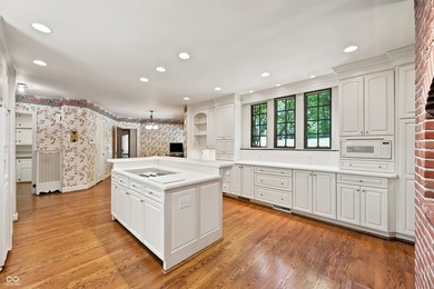 A ONCE IN A LIFETIME OPPORTUNITY TO OWN THIS 26.5 ACRE ESTATE IN - photo 36