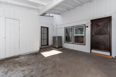 Like new home with a lower interest rate payment! Seller willing - photo 36