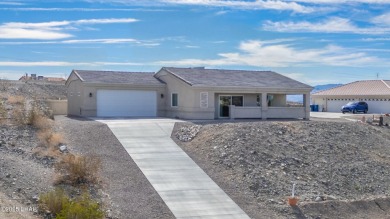 Lake Home Sale Pending in Lake Havasu City, Arizona