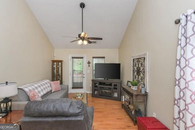 Welcome Home! Come see this well maintained End Unit Townhome in - photo 12