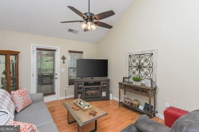 Welcome Home! Come see this well maintained End Unit Townhome in - photo 13