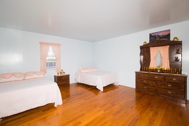 Welcome to a rare and remarkable property that combines country - photo 19