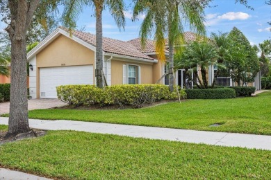 (private lake, pond, creek) Home For Sale in Port Saint Lucie Florida