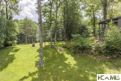 Located in the heart of Cashiers and set on 3.63 private - photo 22