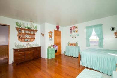 Welcome to a rare and remarkable property that combines country - photo 22