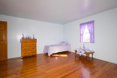 Welcome to a rare and remarkable property that combines country - photo 23