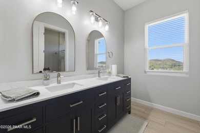 Stunning views in front and Back, fully fenced on 2.1 acres! - photo 25
