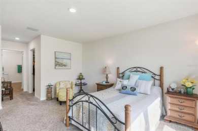 Short Sale. BRING ALL OFFERS! This beautiful home is perfectly - photo 32