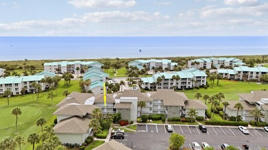 Beautifully renovated and offered Turnkey, this fully furnished - photo 36
