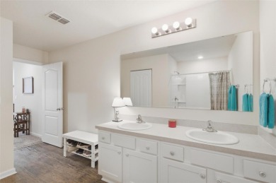 Short Sale. BRING ALL OFFERS! This beautiful home is perfectly - photo 39