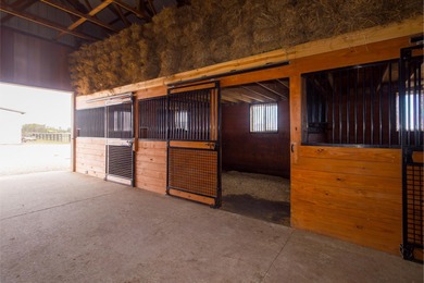 Welcome to a rare and remarkable property that combines country - photo 41