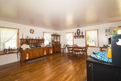 Welcome to a rare and remarkable property that combines country - photo 60
