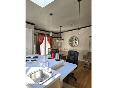 Beautifully maintained, furnished 3-bedroom, 2.5-bath waterfront - photo 7