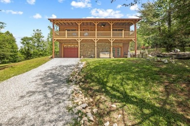 (private lake, pond, creek) Home For Sale in Jamestown Tennessee