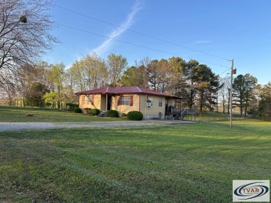 Kentucky Lake Home For Sale in Big Sandy Tennessee