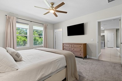 Welcome to this beautifully maintained 2021-built home offering - photo 14