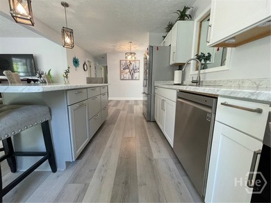 Welcome to your fully updated retreat in the highly sought-after - photo 50