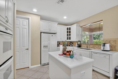 RARE FIND IN SAVANNAH ESTATES! Exceptional 7BR/5BA home on - photo 6
