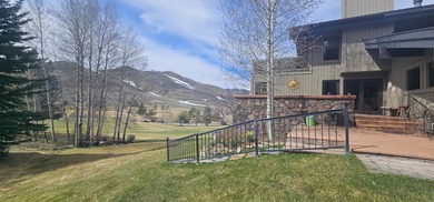 This Sun Valley legacy home, perched above the Elkhorn Golf - photo 4