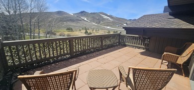 This Sun Valley legacy home, perched above the Elkhorn Golf - photo 6