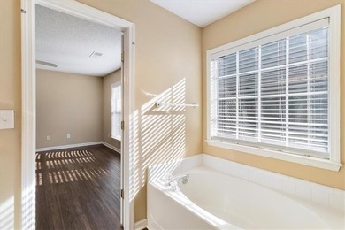 Discover your dream home in Woodstock, Georgia! This stunning - photo 20