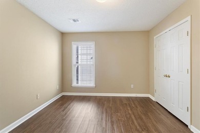 Discover your dream home in Woodstock, Georgia! This stunning - photo 24