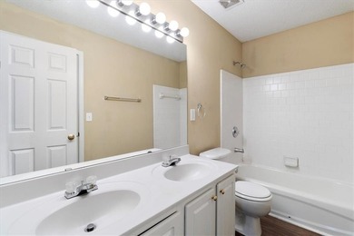 Discover your dream home in Woodstock, Georgia! This stunning - photo 26