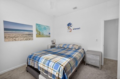 This beautifully maintained 3-bedroom, 2.5-bath home offers - photo 30