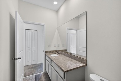 This beautifully maintained 3-bedroom, 2.5-bath home offers - photo 32