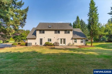 Welcome to Tanglewood Estates! From the impressive entry way to