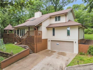 Lake Home For Sale in Lake Waukomis, Missouri