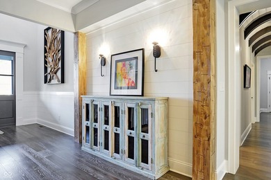 Experience Luxurious Living on the 11th Hole of Prestigious - photo 8