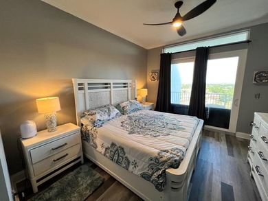 Welcome to Penthouse #2132 on the top floor of Laketown Wharf - photo 11