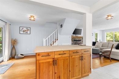 Welcome to 1670 West Shawnigan Lake Rd, Nestled on a lush - photo 17