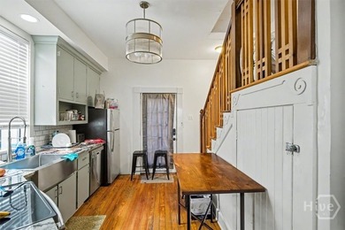 Charming duplex located in Savannah's Landmark Historic District - photo 17