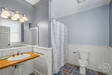 Charming duplex located in Savannah's Landmark Historic District - photo 21