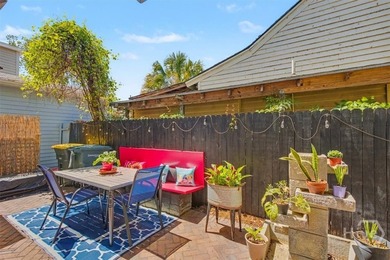 Charming duplex located in Savannah's Landmark Historic District - photo 27