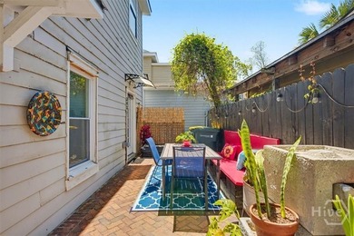 Charming duplex located in Savannah's Landmark Historic District - photo 28