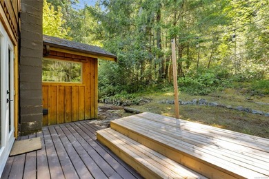 Welcome to 1670 West Shawnigan Lake Rd, Nestled on a lush - photo 31