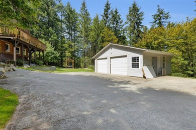 Welcome to 1670 West Shawnigan Lake Rd, Nestled on a lush - photo 35