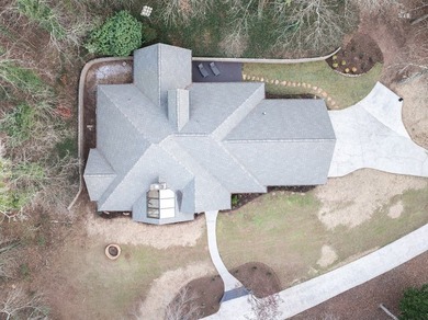 Discover this completely remodeled 5-bedroom, 4.5-bath home that - photo 6