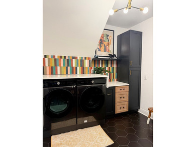 Discover this completely remodeled 5-bedroom, 4.5-bath home that - photo 8