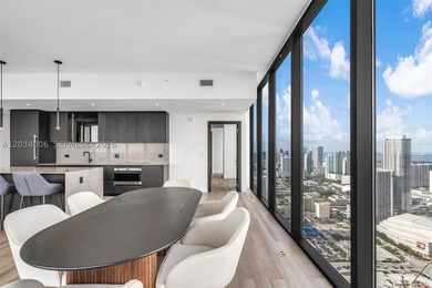 Experience luxury resort-style living in this furnished corner - photo 8