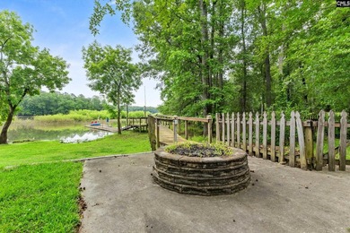This 4 bedroom 3-1/2 bath two story home is tucked away on Lake - photo 8