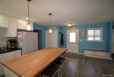 Welcome home to this beautifully updated ranch nestled on 3.1 - photo 15